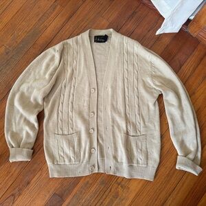 Farah Classic Beige Cardigan Sweater